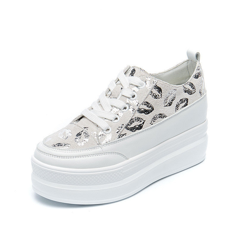 Kawai Boost V3 Sneakers Dam