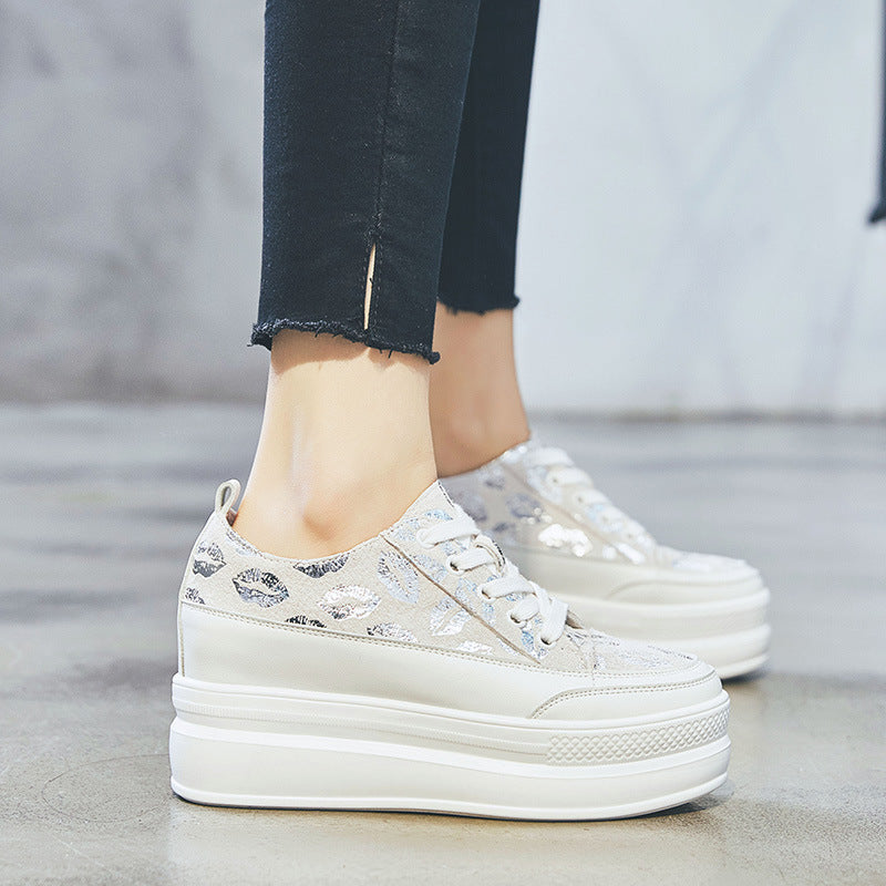 Kawai Boost V3 Sneakers Dam