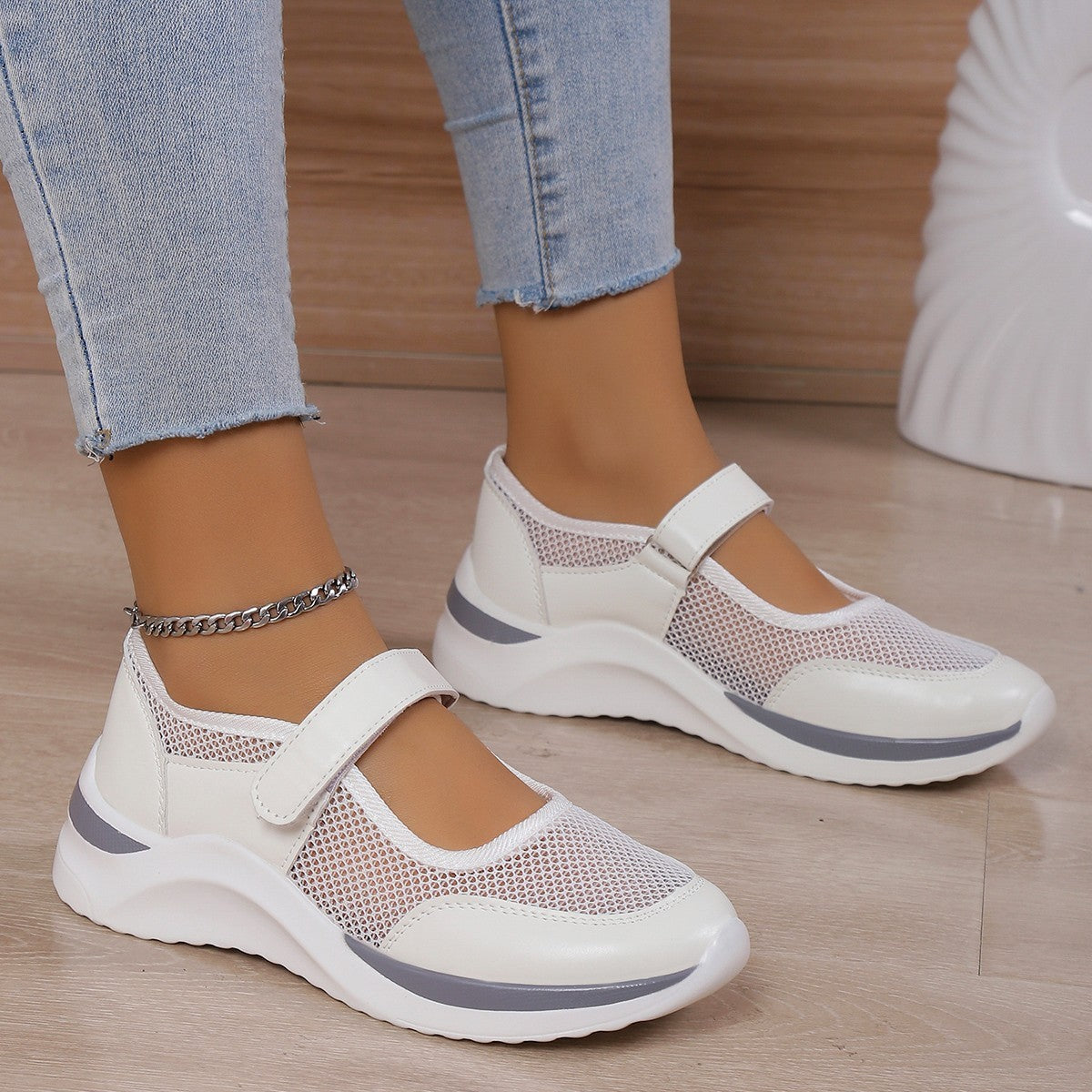 Mary Jane Sneakers Dam